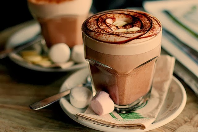 20111219-184068-hot-chocolate-bar-toma.j